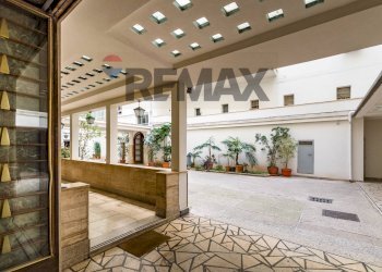 Ricezione / Lobby - Appartamento Via Libertà
 
102, Palermo - foto 25