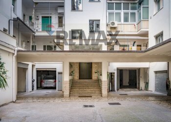 Edificio all\'aperto - Appartamento Via Libertà
 
102, Palermo - foto 27
