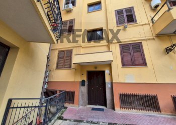 Edificio all\'aperto - Bilocale via billante, Santa Flavia - foto 1