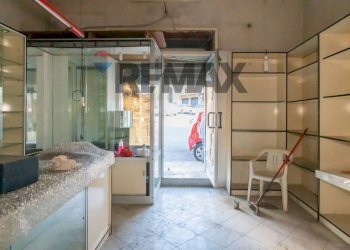 Ricezione / Lobby - Commercial Premises Via Piave
5, Lentini - photo 12