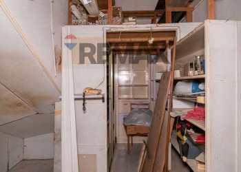 Dispensa di stoccaggio - Commercial Premises Via Piave
5, Lentini - photo 20
