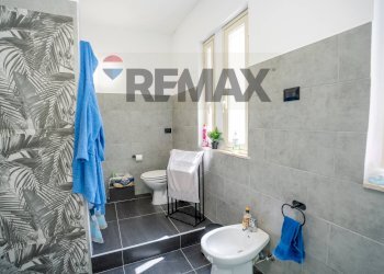 Bagno - Three-room apartment Via Epicarmo
 
434, Augusta - photo 12