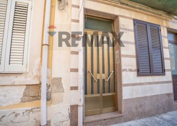 Edificio all\'aperto - Three-room apartment Via Epicarmo
 
434, Augusta - photo 25
