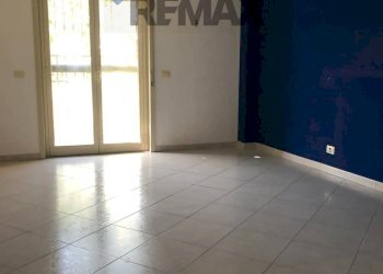 Stanza vuota - Bilocale Via Rosario Livatino
 
1, Camporotondo Etneo - foto 7