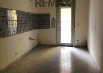 Stanza vuota - Bilocale Via Rosario Livatino
 
1, Camporotondo Etneo - foto 11