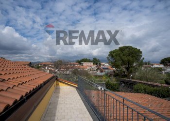 Terrazza - Independent house Via Camillo Barbagallo
 
116, Aci Sant'Antonio - photo 48