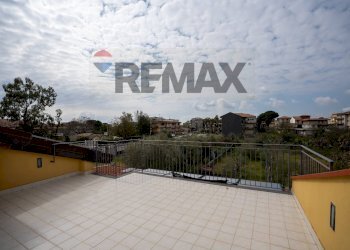 Terrazza - Independent house Via Camillo Barbagallo
 
116, Aci Sant'Antonio - photo 63
