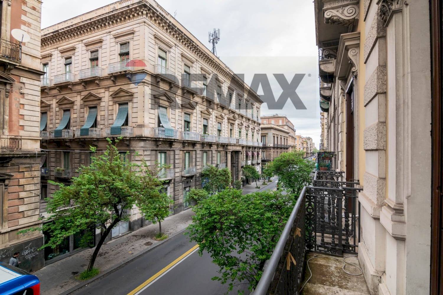 Edificio all\'aperto - Attività Commerciale Viale Regina Margherita
 
17, Catania - foto 3