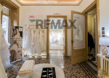 Soggiorno - Attività Commerciale Viale Regina Margherita
 
17, Catania - foto 13