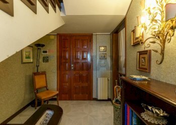 Hall / corridoio - Villa Aci Castello - photo 18