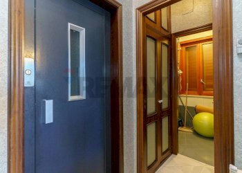 Hall / corridoio - Villa Aci Castello - photo 23