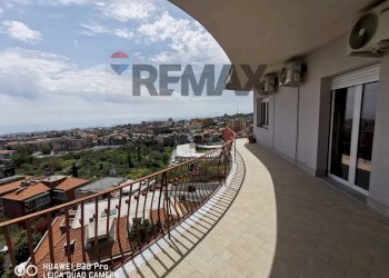 Balcone - Appartamento Via Luigi Einaudi
 
18, Sant'Agata Li Battiati - foto 21