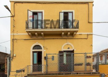 Edificio all\'aperto - Quadrilocale Via Pier Luigi Deodato
 
3, San Giovanni la Punta - foto 1