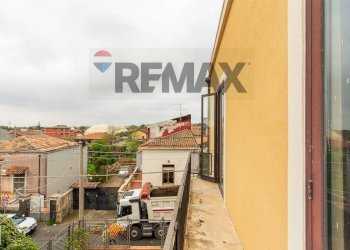 Edificio all\'aperto - Quadrilocale Via Pier Luigi Deodato
 
3, San Giovanni la Punta - foto 17