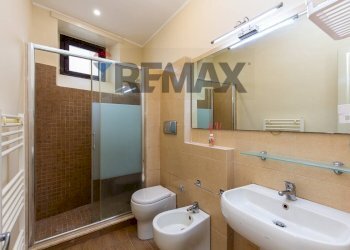 Bagno - Quadrilocale Via Pier Luigi Deodato
 
3, San Giovanni la Punta - foto 29
