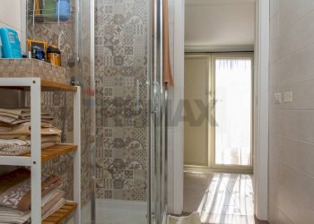 Bagno - Three-room apartment Via Michele Grassi Barbagallo
 
24/D, Giarre - photo 8