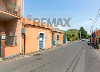 Edificio all\'aperto - Independent house Corso Michelangelo Buonarroti
 
49, Trecastagni - photo 3