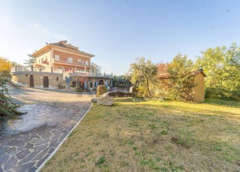 Casa all\'aperto - Stabile - Palazzo Via Pietra Porzia, Frascati - foto 1