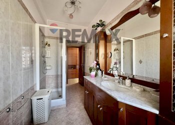 Bagno - Trilocale Via Luca Valerio
 
26, Roma - foto 20