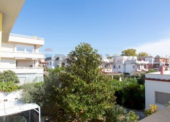 Edificio all\'aperto - Semi-detached house Anzio - photo 69