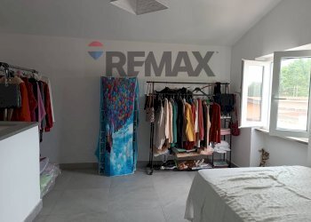 Camera / camera da letto - Villa via dei pivieri
 
3, Ardea - photo 21