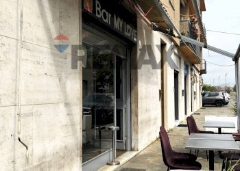 Edificio all\'aperto - Bar Tavola Calda - Fredda VIA MONCENISIO
 
29, Cesano Maderno - foto 17