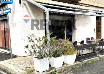 Casa all\'aperto - Bar Tavola Calda - Fredda VIA MONCENISIO
 
29, Cesano Maderno - foto 18