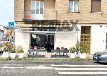 Edificio all\'aperto - Bar Tavola Calda - Fredda VIA MONCENISIO
 
29, Cesano Maderno - foto 20