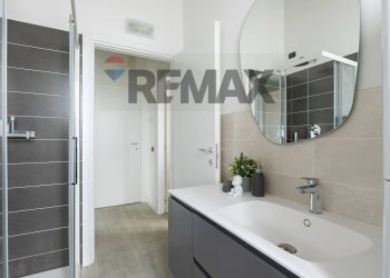 Bagno - Bilocale Via Garibaldi
 
49, Besana in Brianza - foto 19