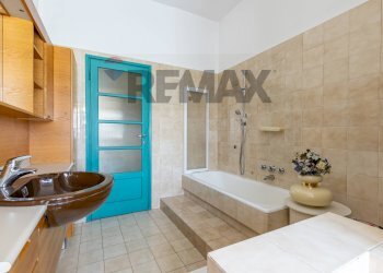 Bagno - Independent house via statale
 
7, Barzago - photo 25