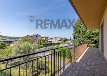 Balcone - Independent house via statale
 
7, Barzago - photo 31