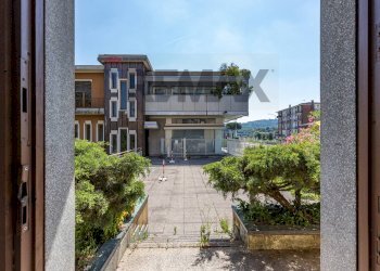 Edificio all\'aperto - Independent house via statale
 
7, Barzago - photo 34