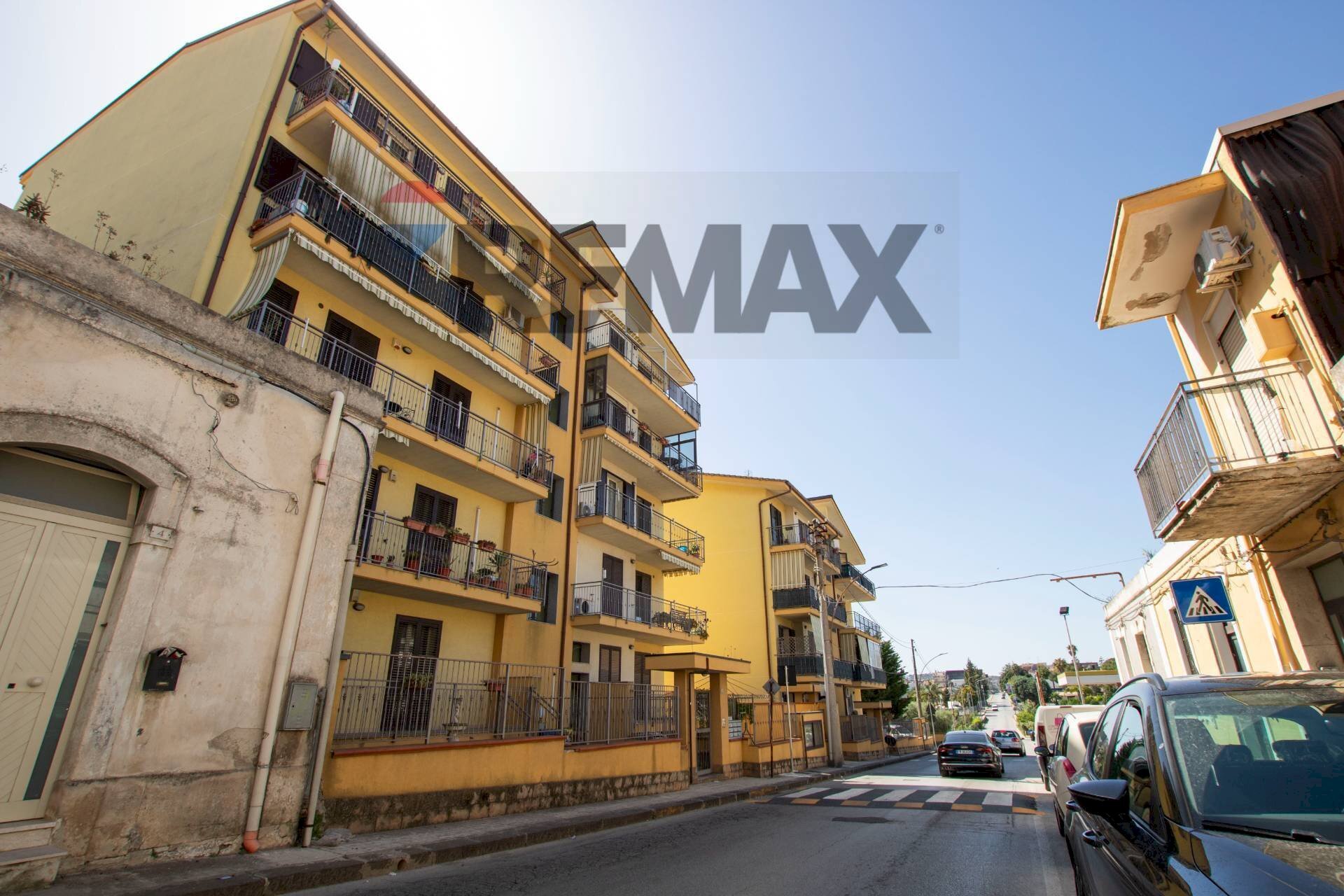 Edificio all\'aperto - Apartment CORSO VITTORIO EMANUELE
 
2, Floridia - photo 2