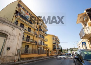 Edificio all\'aperto - Apartment CORSO VITTORIO EMANUELE
 
2, Floridia - photo 2