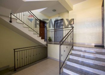 Scale - Apartment CORSO VITTORIO EMANUELE
 
2, Floridia - photo 5