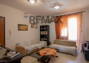 Soggiorno - Apartment CORSO VITTORIO EMANUELE
 
2, Floridia - photo 9