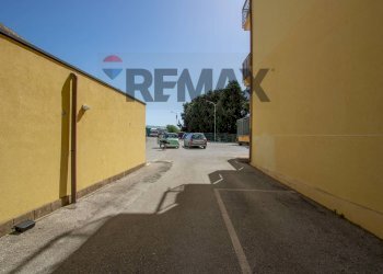 Edificio all\'aperto - Apartment CORSO VITTORIO EMANUELE
 
2, Floridia - photo 29