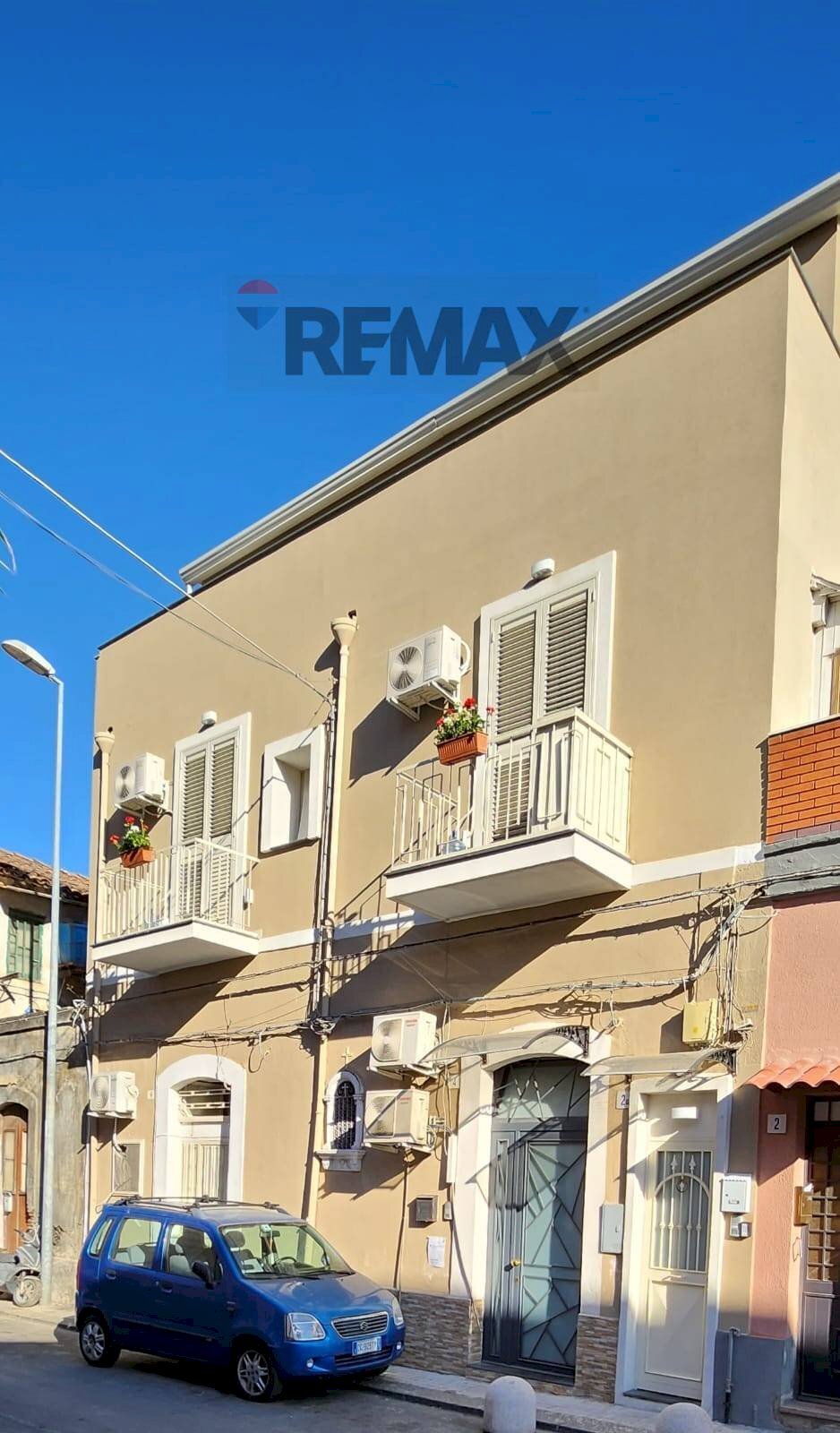 Edificio all\'aperto - Three-room apartment Via Riccardo Casalaina
 
2/A, Catania - photo 1