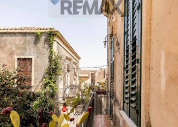 Balcone - Four-room apartment Santa Lucia
 
12, Mascalucia - photo 4