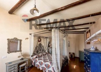 Camera / camera da letto - Four-room apartment Santa Lucia
 
12, Mascalucia - photo 5