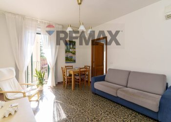 Sala da pranzo - Bilocale Via Caronda
 
41, Catania - foto 2