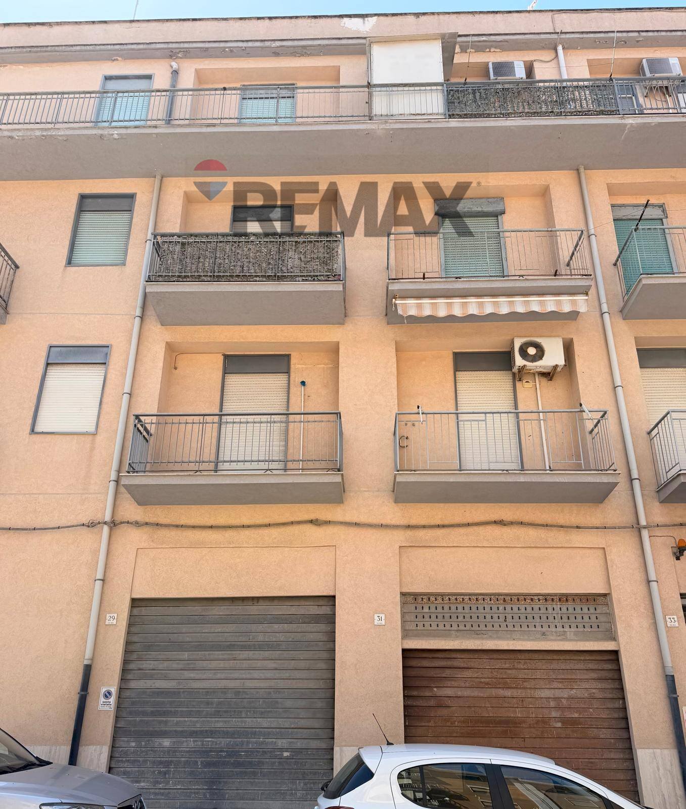Edificio all\'aperto - Three-room apartment via imera
 
115, Lentini - photo 1