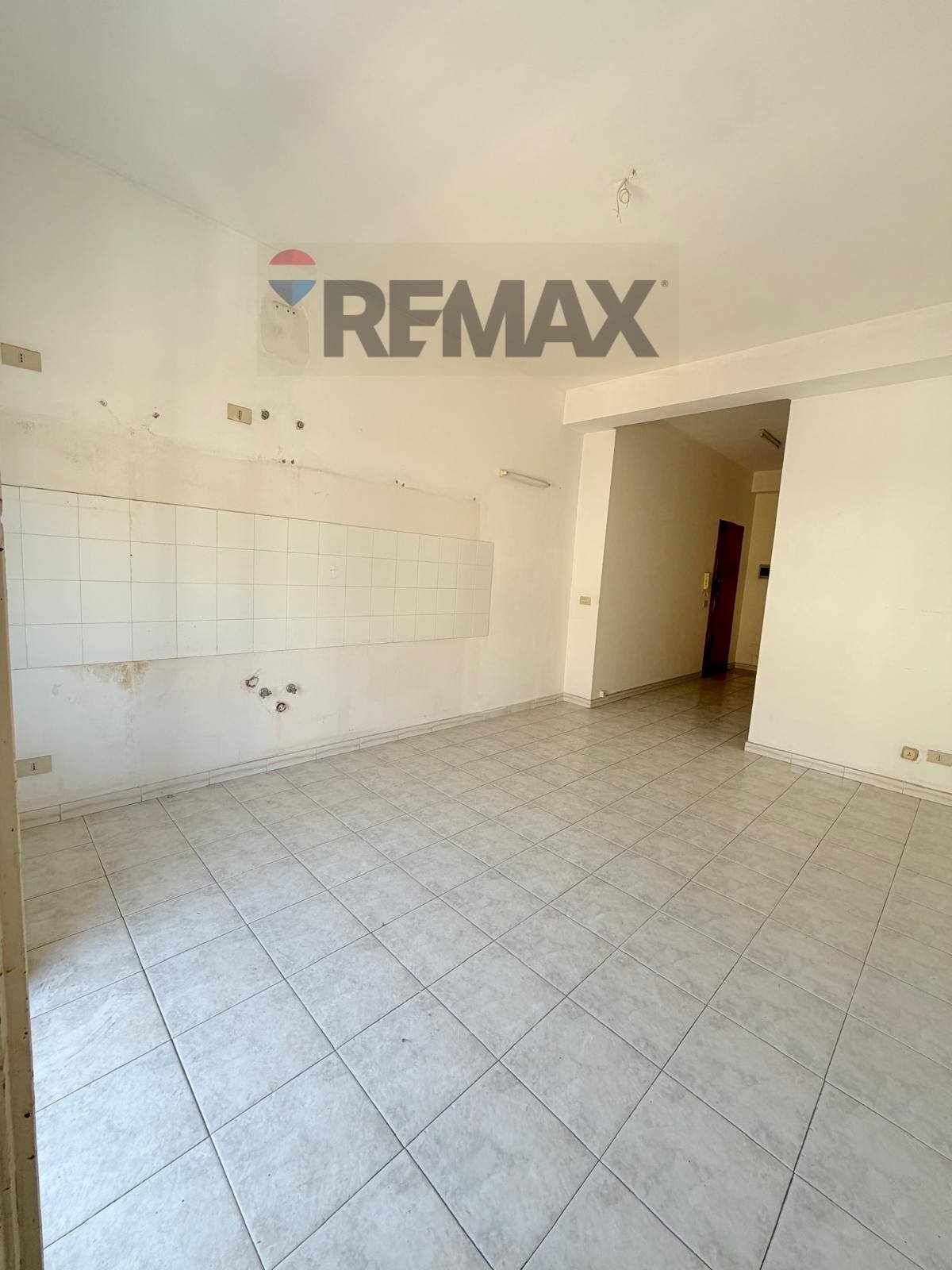 Stanza vuota - Three-room apartment via imera
 
115, Lentini - photo 3