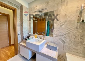 Bagno - Appartamento Via Santissimo Nome di Maria
 
7, Caserta - foto 38