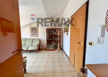 Soggiorno - Appartamento Via Santissimo Nome di Maria
 
7, Caserta - foto 41