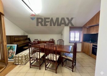 Sala da pranzo - Appartamento Via Santissimo Nome di Maria
 
7, Caserta - foto 45