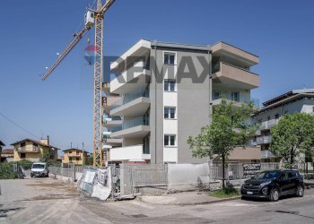 Edificio all\'aperto - Trilocale VIA MORALI, Bergamo - foto 4