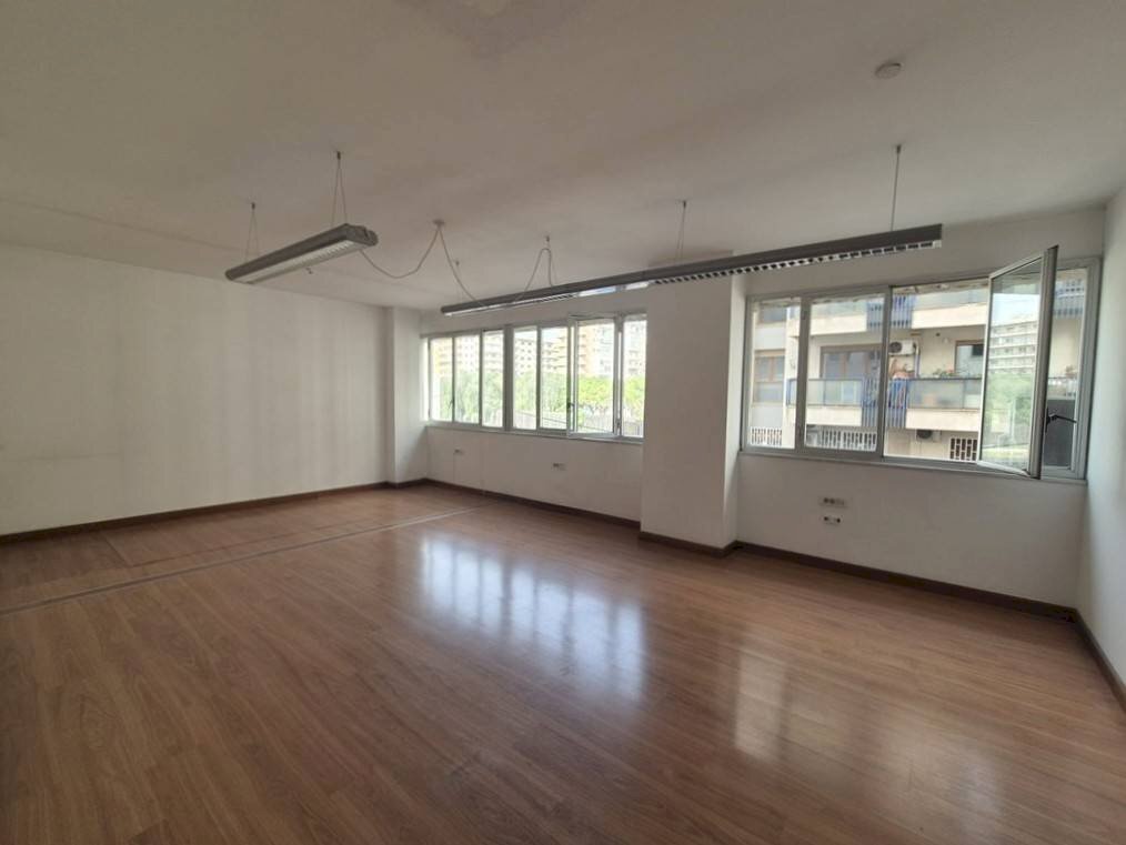 Foto 3 - Office Via Briuccia
 
52, Palermo - photo 3