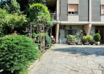 Foto 2 - Trilocale Via Ticino
 
1/2, Pino Torinese - foto 2