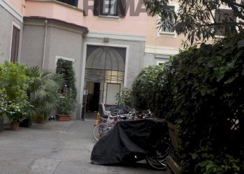 Edificio all\'aperto - Bilocale via monviso
 
35, Milano - foto 3